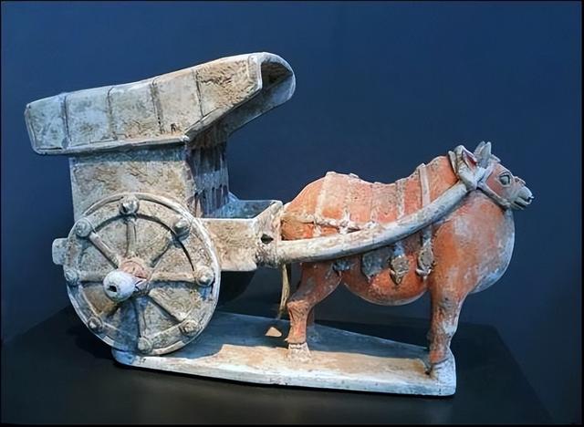 深度讨论秦汉时期独马车，向双辕马车的演变过程