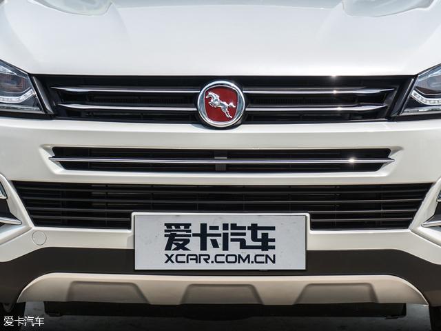 汉腾汽车首款SUV汉腾X7上市 售7.98万起