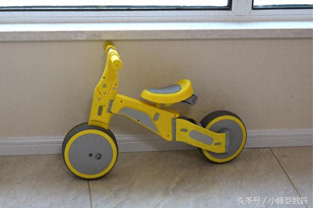 小米用358元的屠夫价格布局童车市场，脚踏车+平衡车二合一
