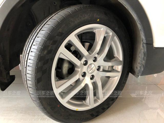 长安CX70T改装18寸轮毂 加宽轮胎车身更饱满