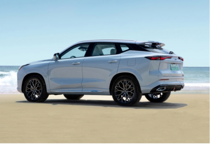 中型插混SUV只需9.98万元，蓝电E5这是要收割插混SUV市场了？