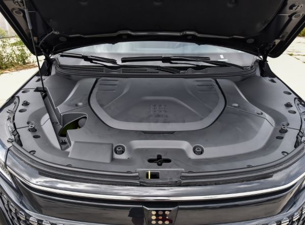蓝电E5：新车入手的最佳时机，空间大动力强还省油仅需9.98万