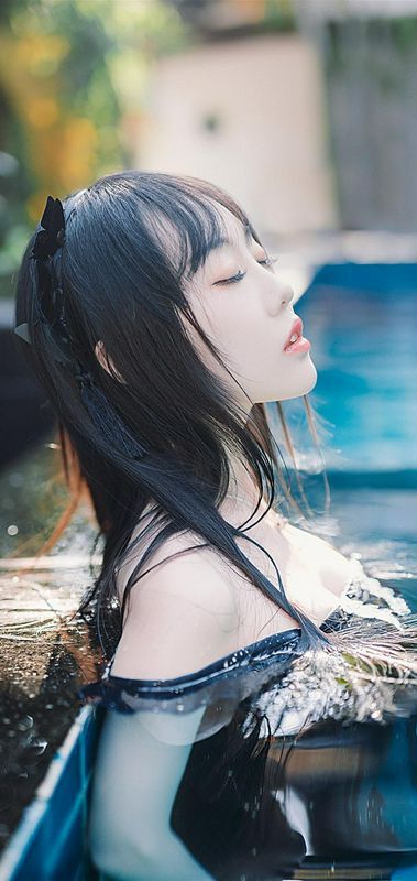 采妮泳装写真