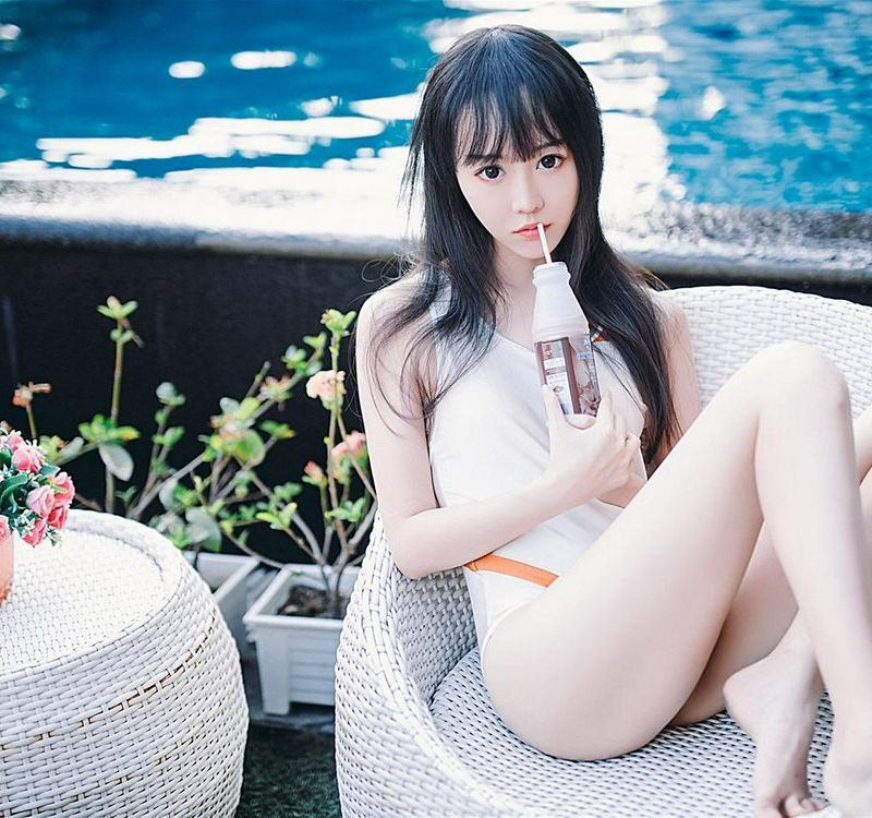 采妮泳装写真