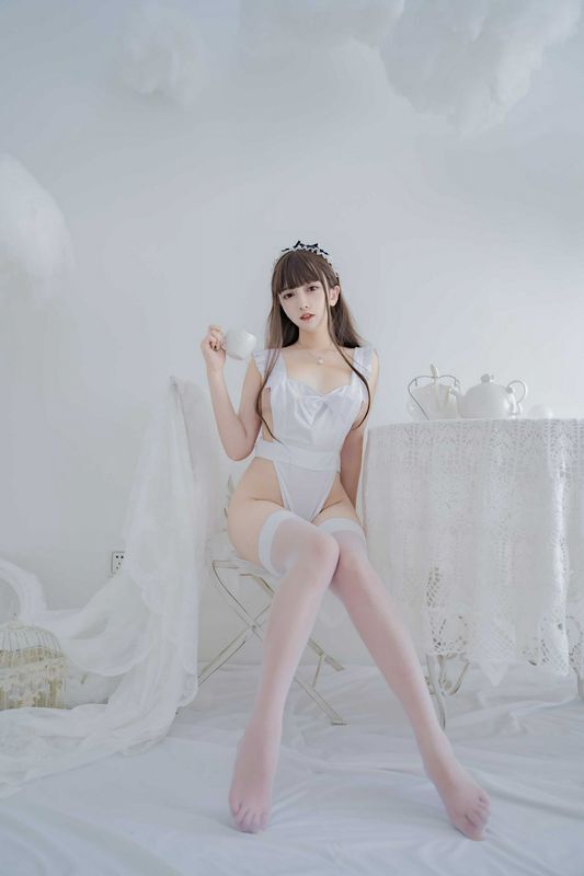 过期米缐缐喵连体围裙