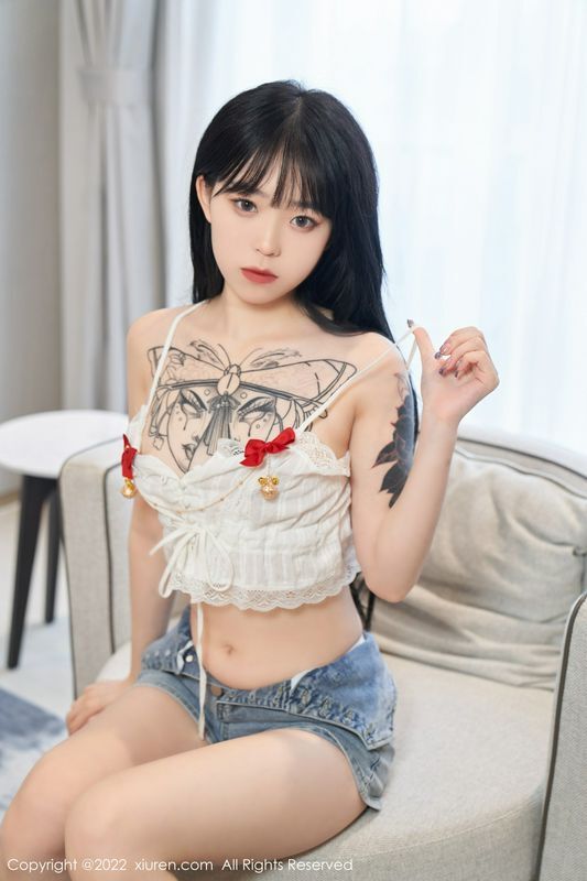 奶瓶. 完整版无水印写真