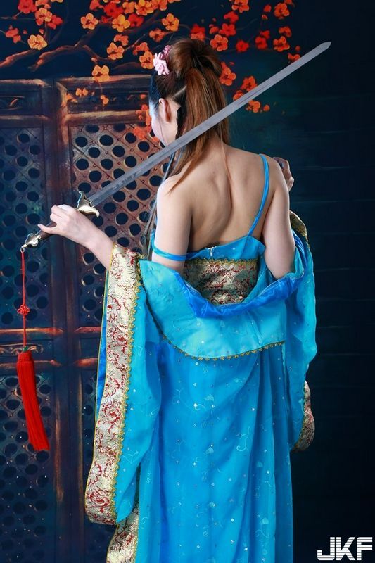 性感华模人妻模特儿雅琪古装唯美私拍