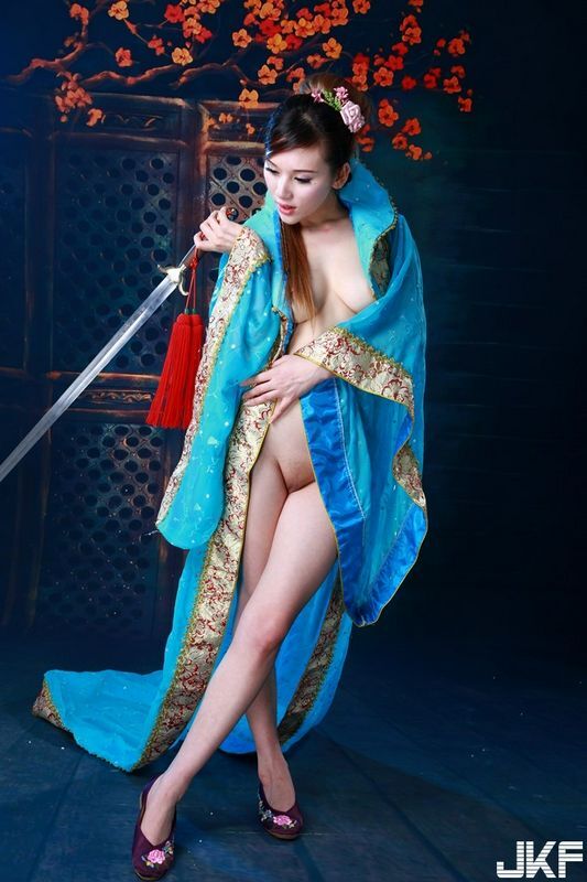 性感华模人妻模特儿雅琪古装唯美私拍