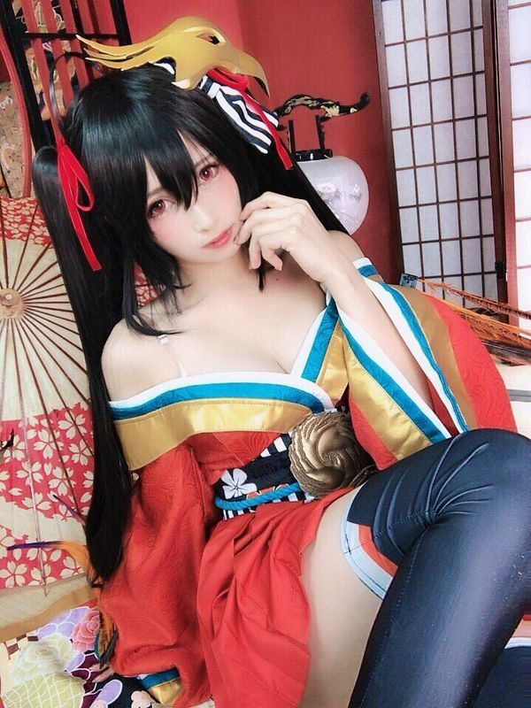 超甜美CoserJILL卸下浓妆是个萌妹子