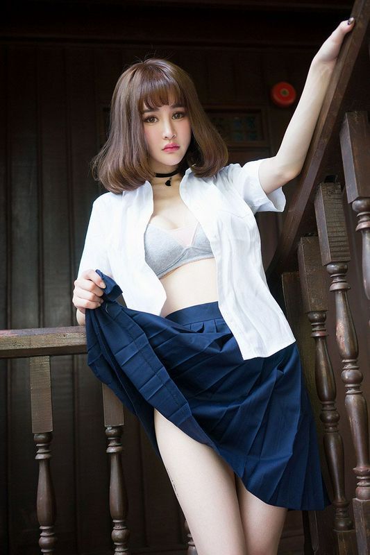 纯欲撩人的靓模