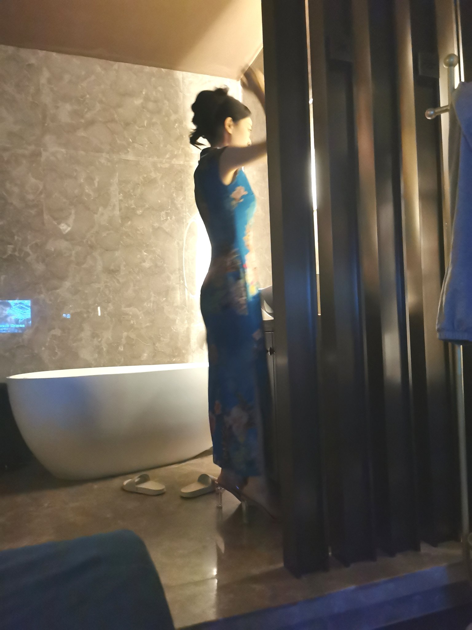 迷人少妇姐姐[30P]