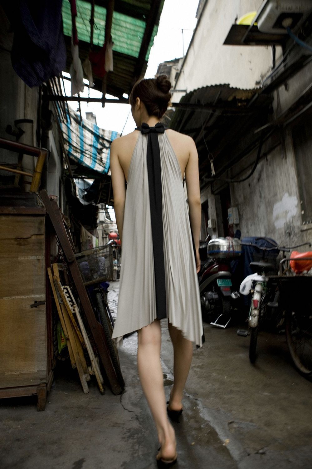 街拍美女 [22P]