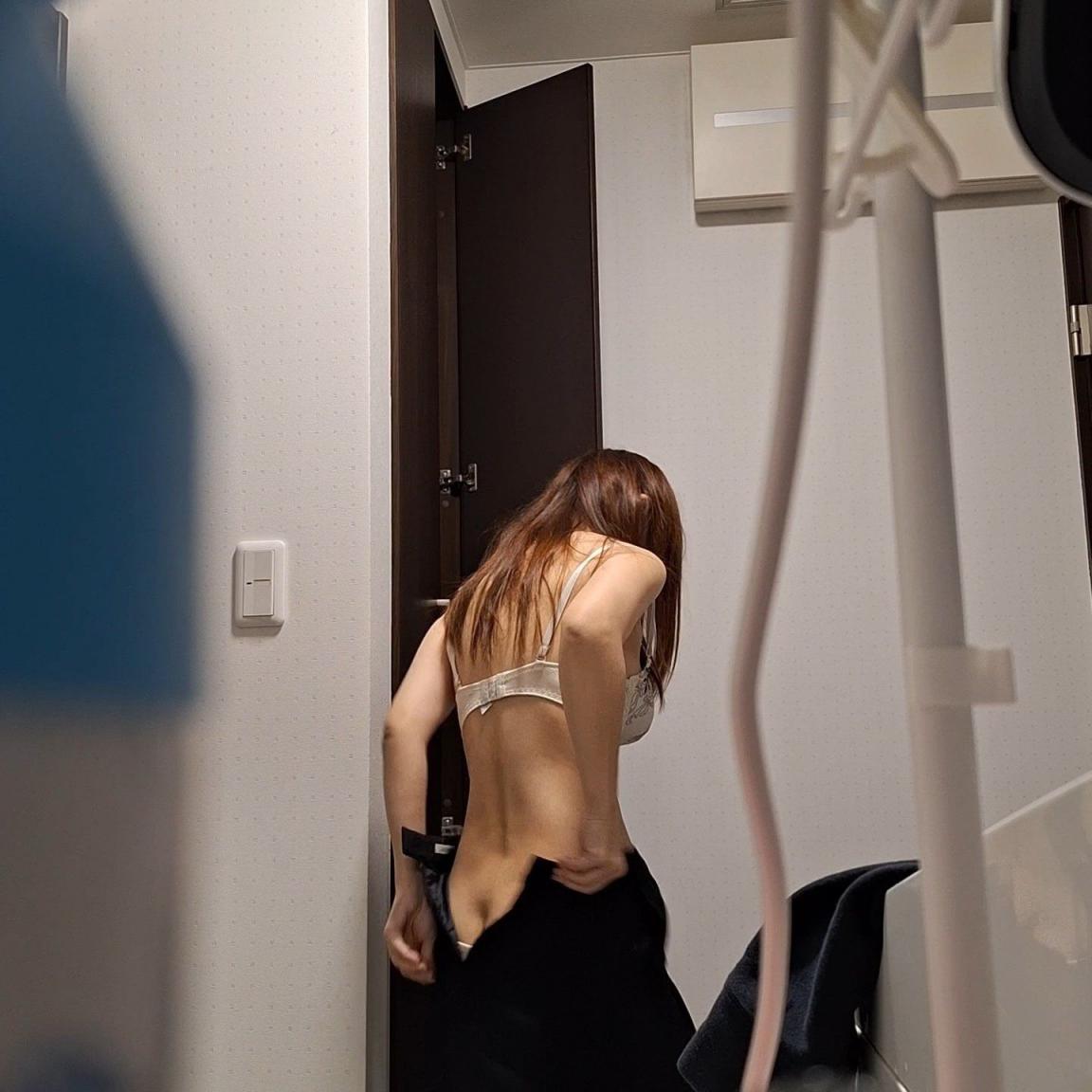 人妻[30P]
