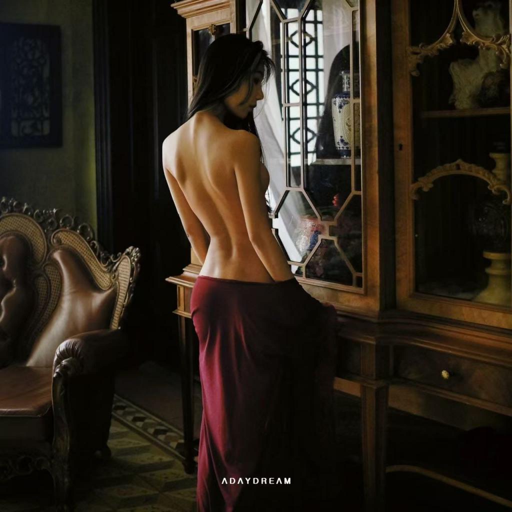 与众不同的气质女神[28P]