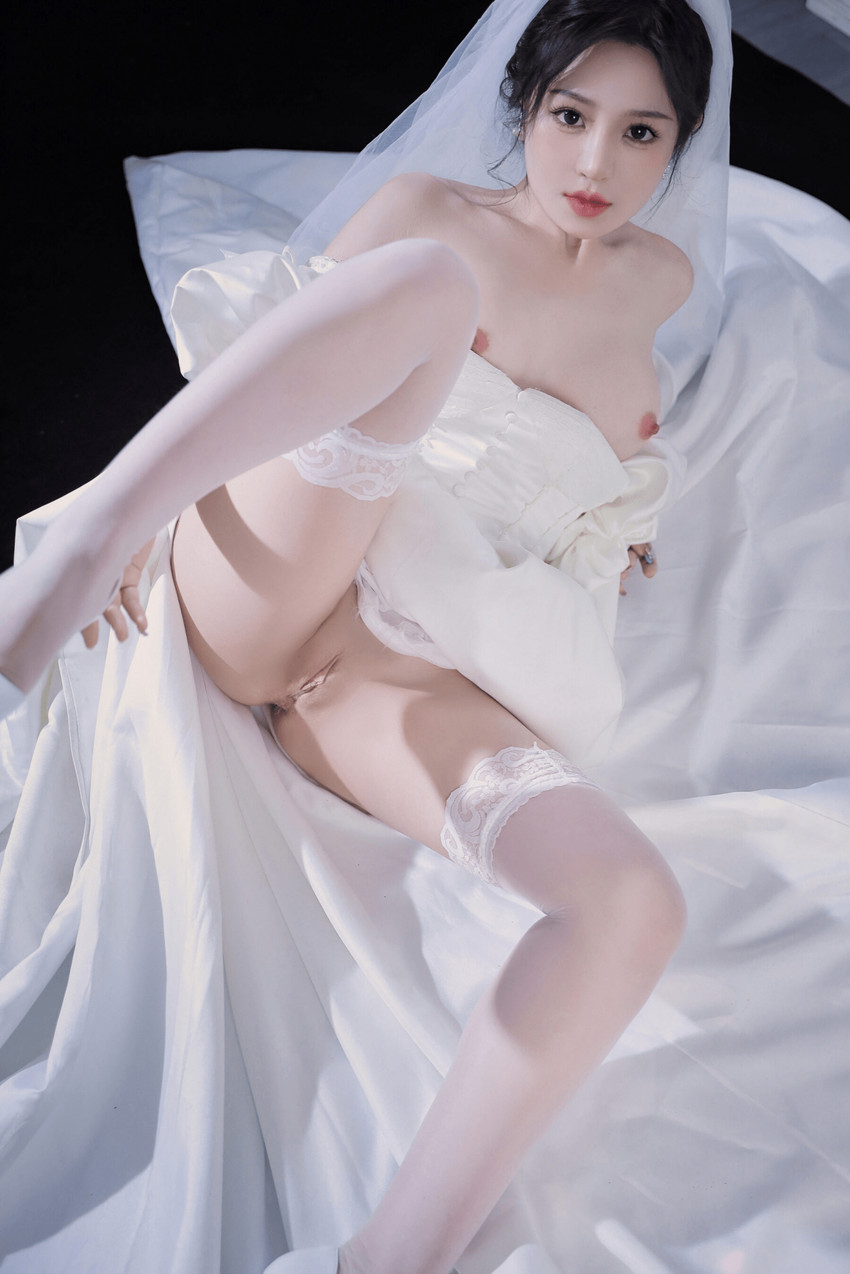新娘子 [45P]