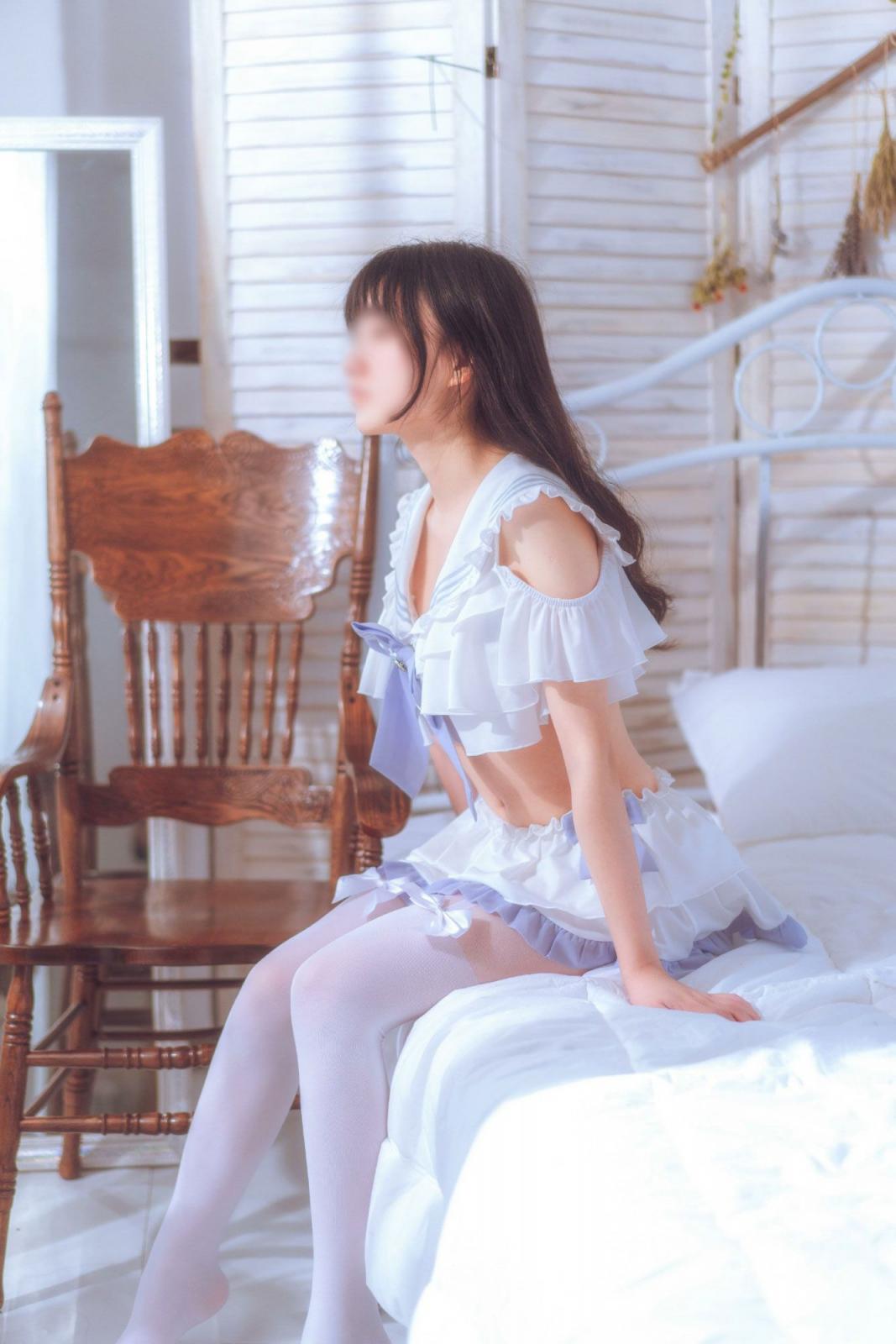 很嫩的美女
