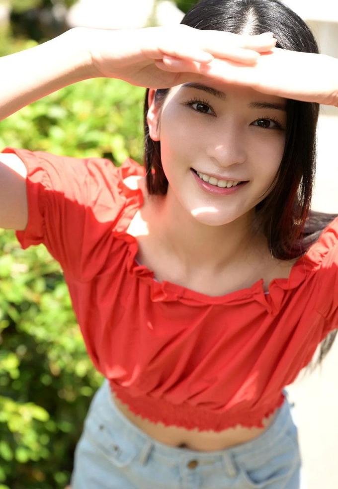 夏日里的美女