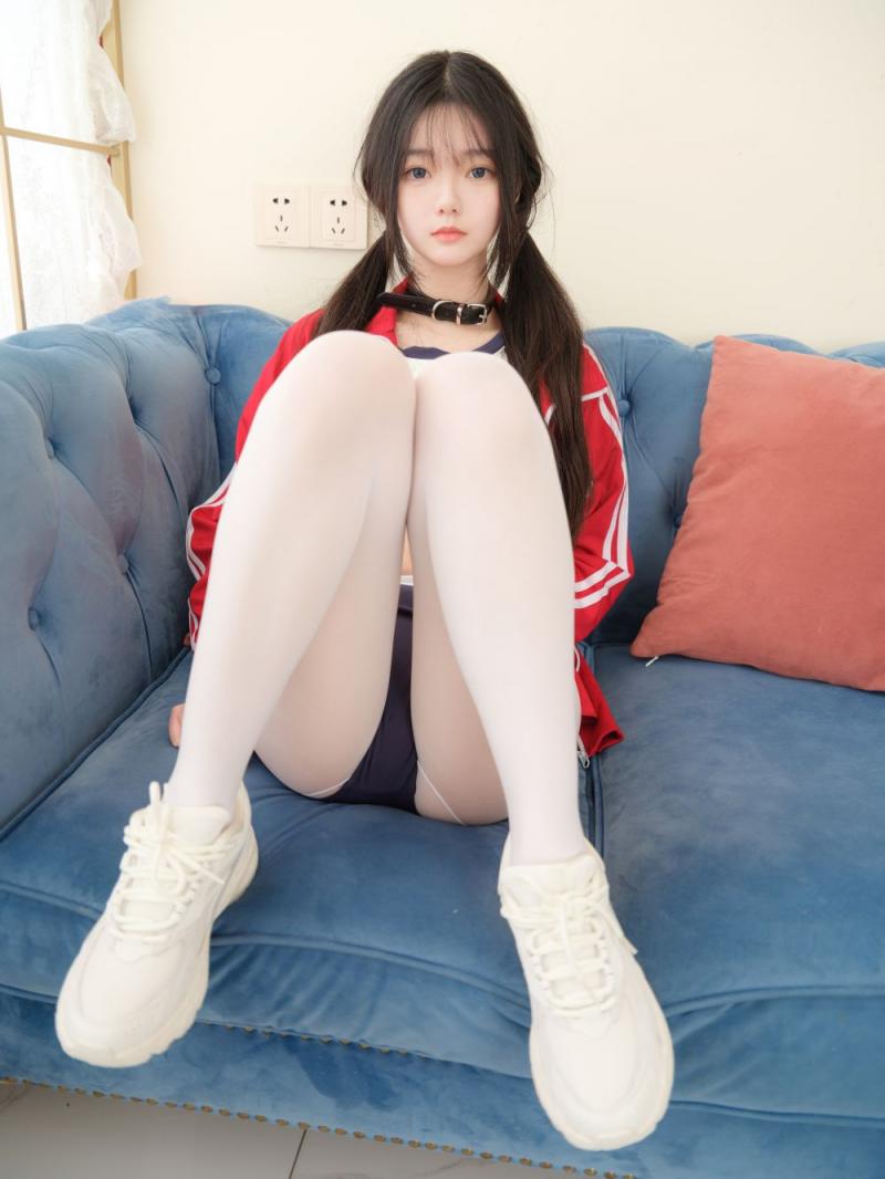 白虎肥鲍清纯体操服妹子[30P]