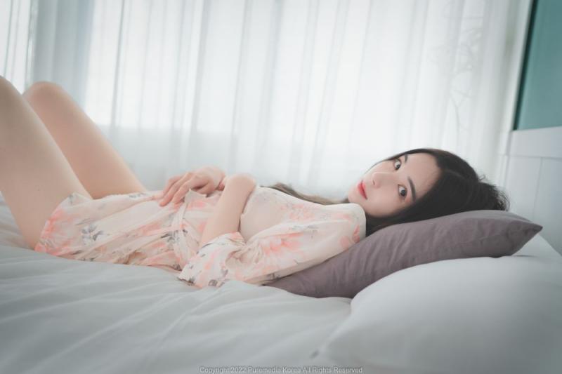 白嫩温柔的极品小少妇[30P]