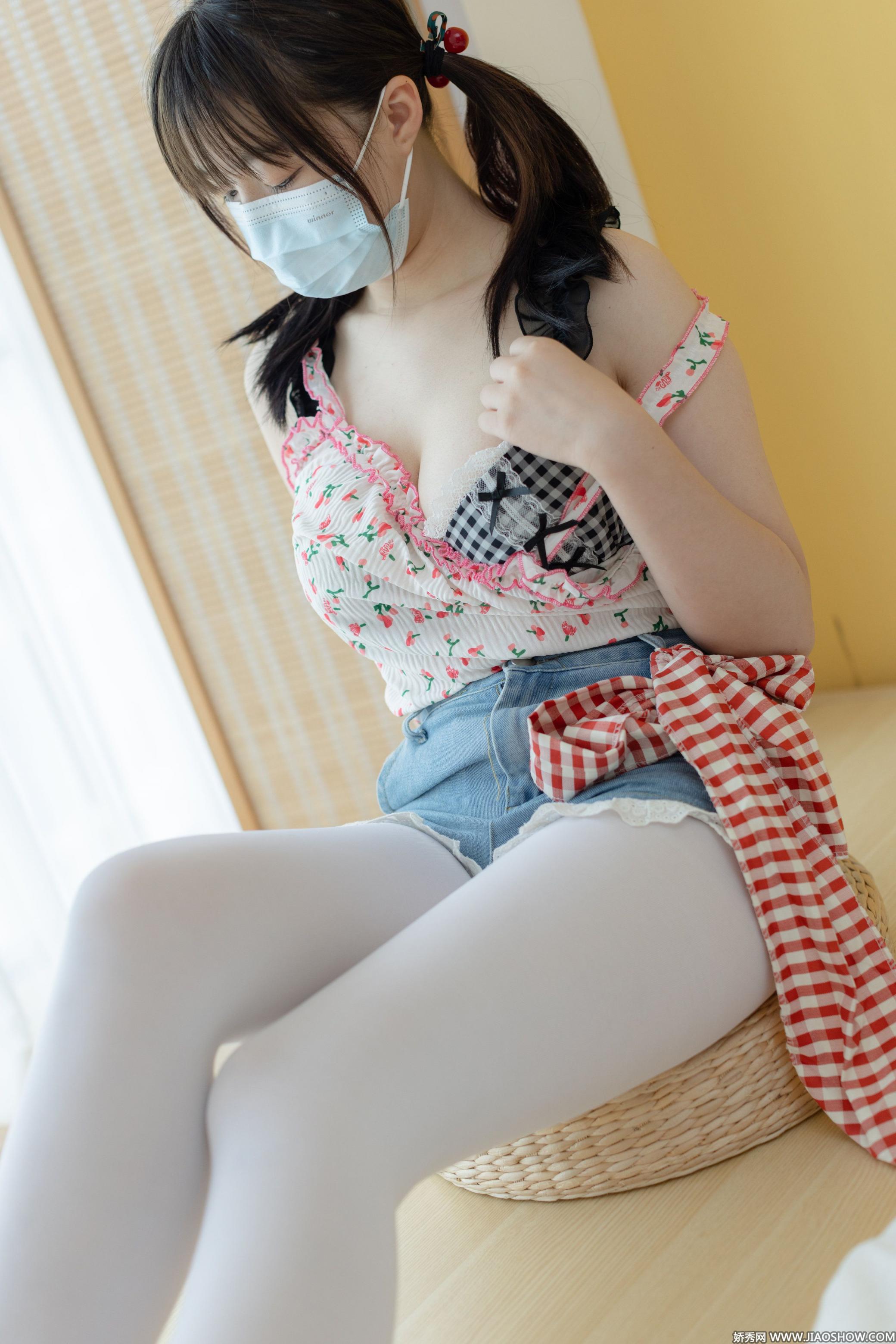 极品巨乳白丝微胖女孩儿[30P]