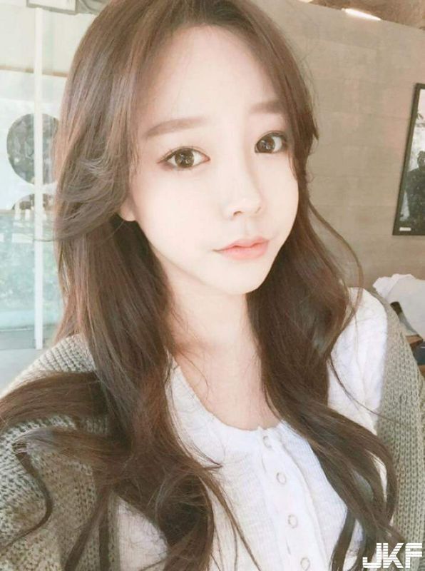 SophiaLee韩系正妹修长美腿搭配完美容貌