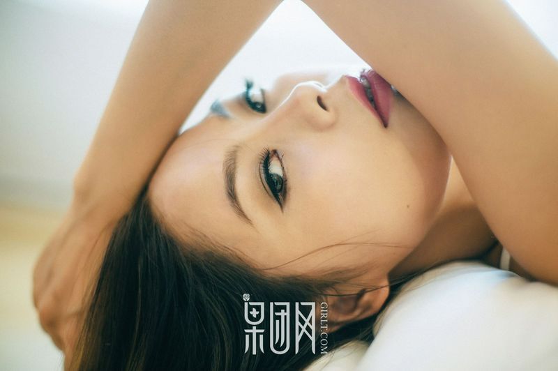 清纯裸女性感写真