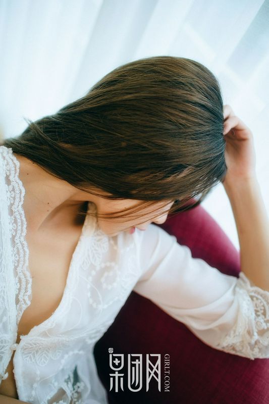 清纯裸女性感写真