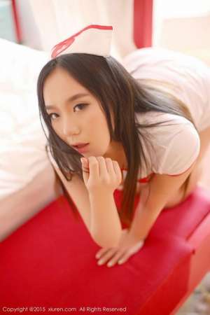 爆乳美尻Jennifer小若巨乳曲线引爆幻想