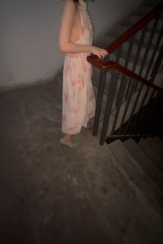 爱露出的人妻[29P]