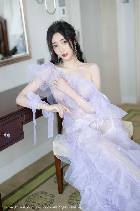 王馨瑶yanni完整版无水印写真