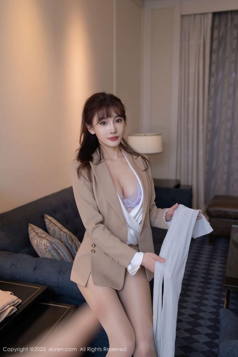 顶级的丝袜OL极品身材