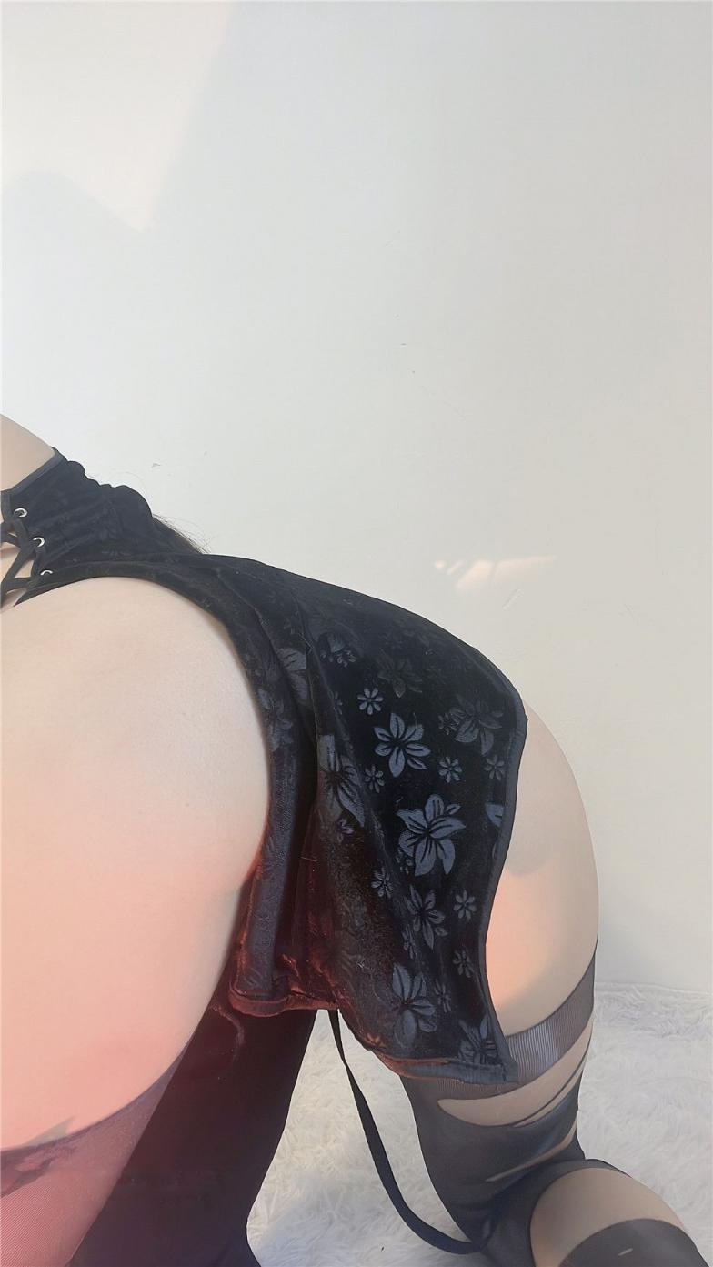 陈佩奇美丽大方性感写真[20250719]
