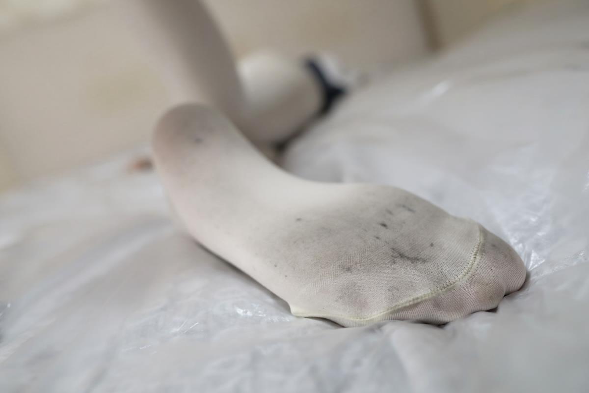 居家女友厚白丝足模风格