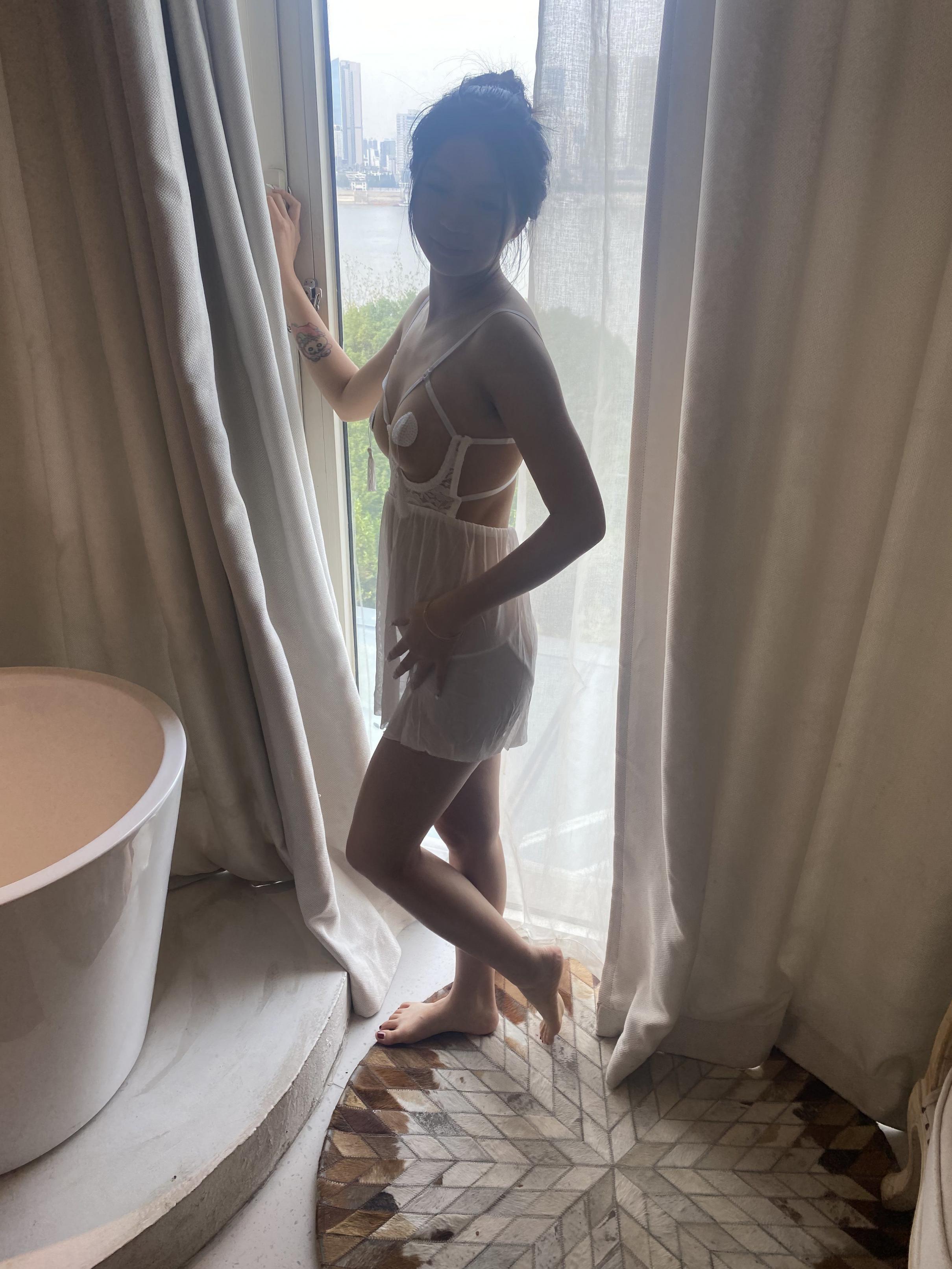 良家妹子这情趣内衣可是相当的骚