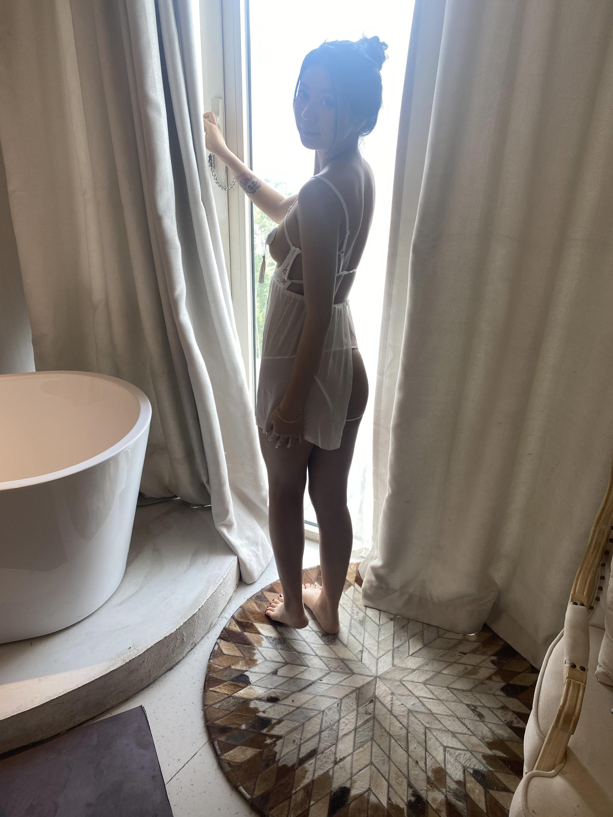 良家妹子这情趣内衣可是相当的骚